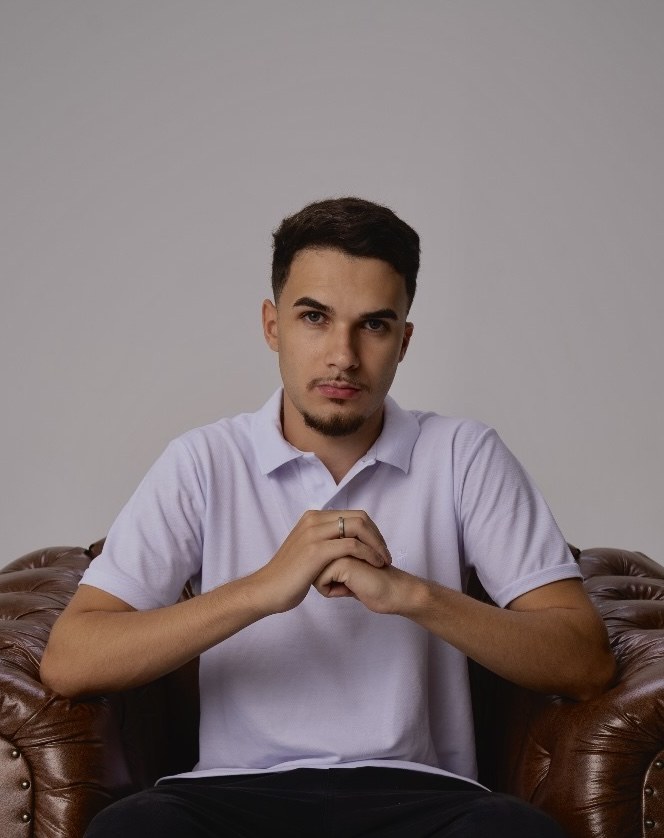 Nicolas, fundador da NS Mídia